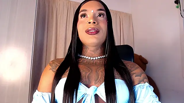 XXVIOLETTAXX webcam