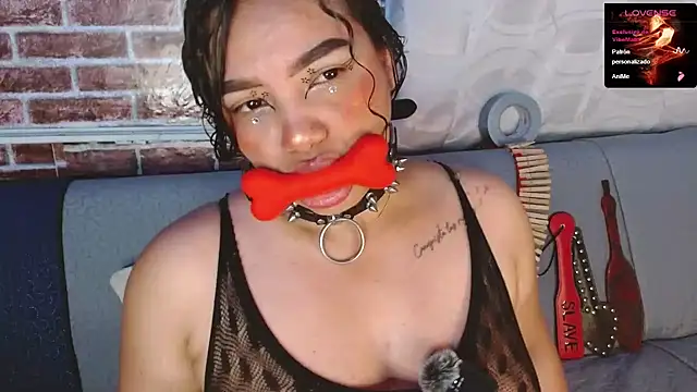 emma_bdsm_ webcam