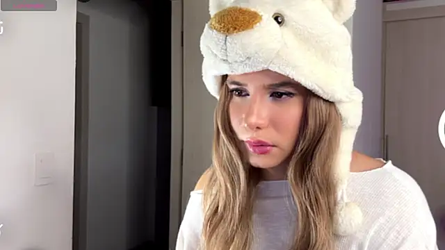 Isa_Pallmer webcam