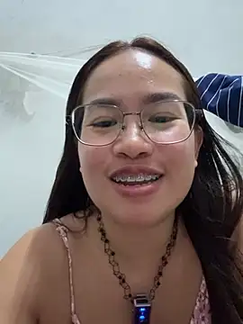Ponthip webcam