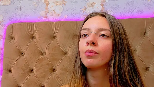 CoraVex live cam on StripChat