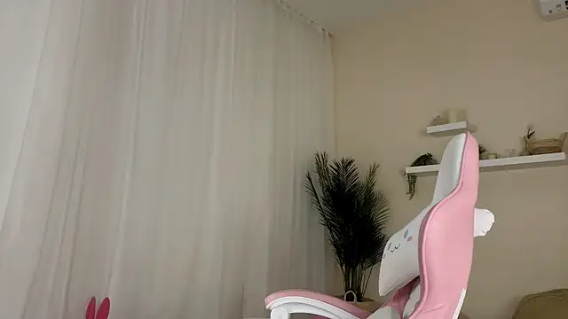 BetsyGonzale webcam