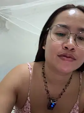 Ponthip webcam