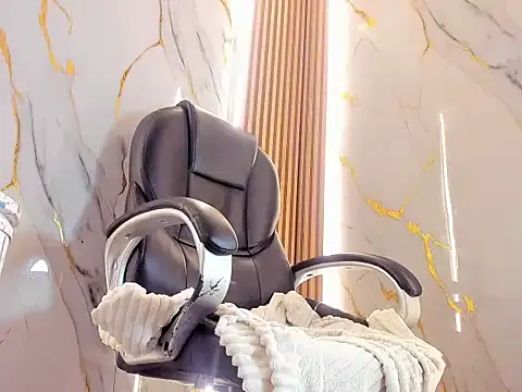 Marian_Cristal webcam