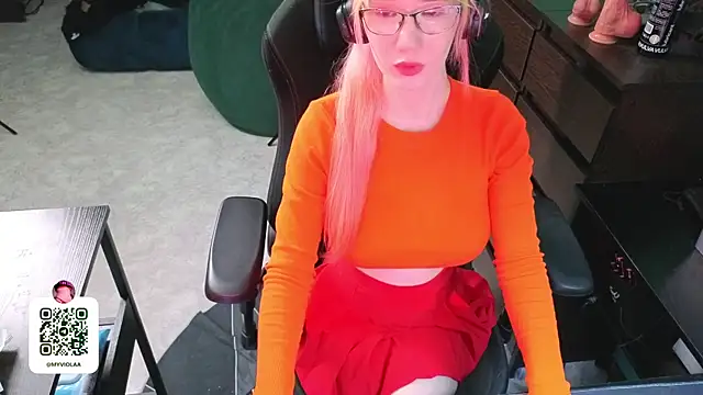 Maya_Viola webcam