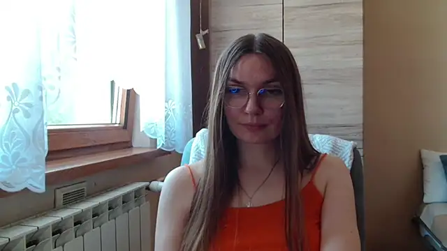 LooveELLYx webcam