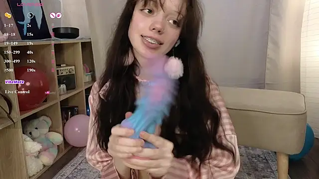 hopgals - Hopgals's free webcam - UK Sex Cams