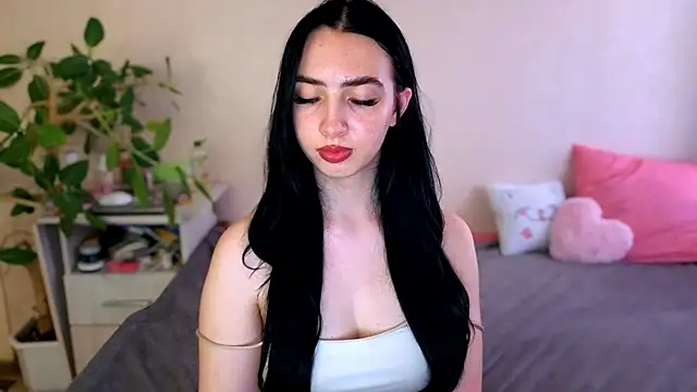 wildkittenx_ - WildKittenX_'s free webcam - UK Sex Cams