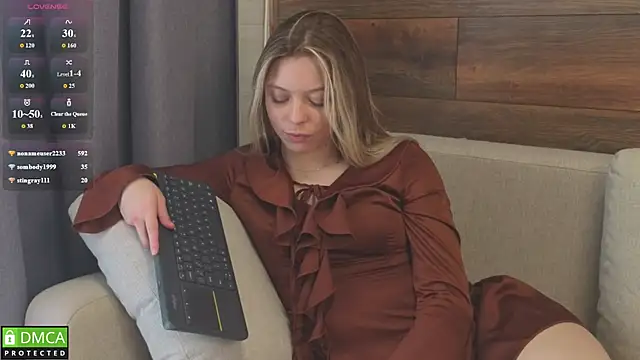EmilieLong webcam