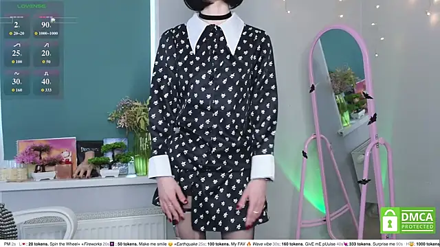 sweetuniporn webcam