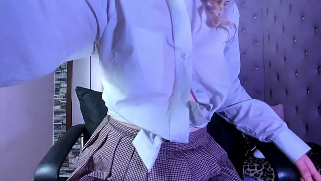 Pamela_Squirtt webcam