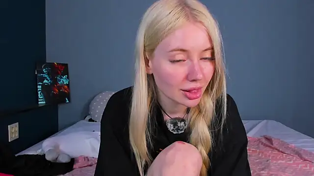 Lillie_Berry webcam