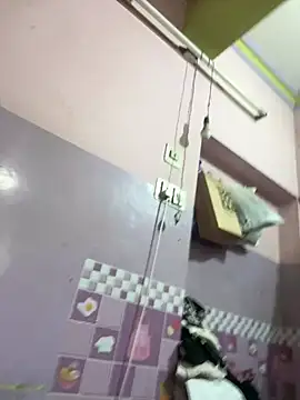 Sandhya_77 webcam