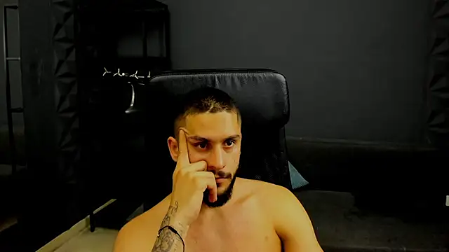 TroyWadee webcam