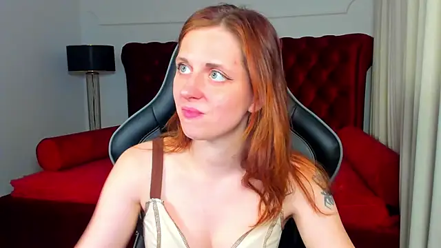 FreyaVeys webcam