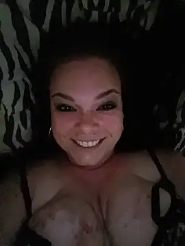 naughtytogethernl (G milf) - Show boobies