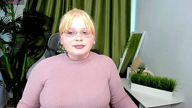Stella_Brayn webcam