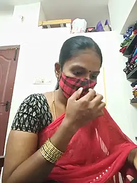 Tamil_Yalini12 live cam on StripChat