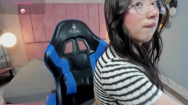 Magic_amberr webcam