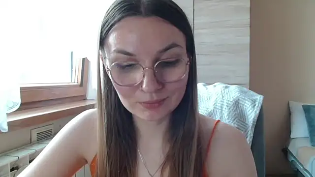 LooveELLYx webcam