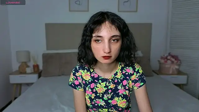 Little_zoi webcam
