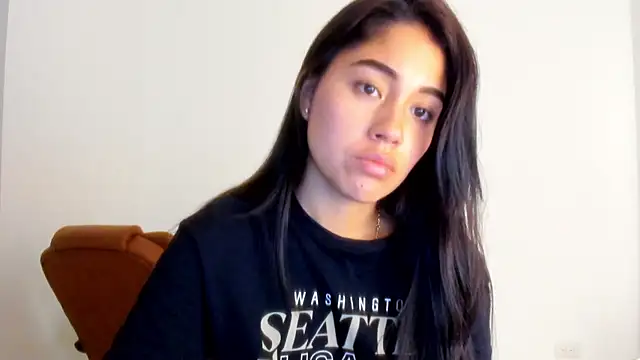 AriaMontgomery webcam