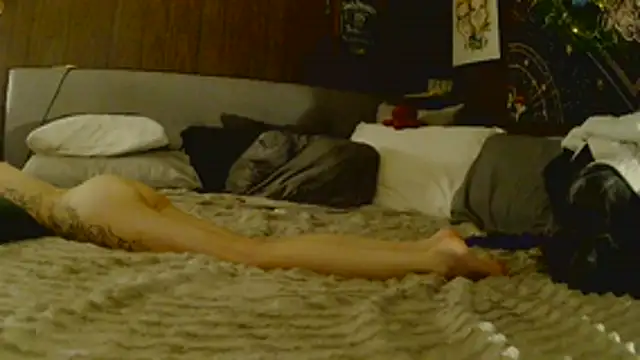 EroticKityii webcam