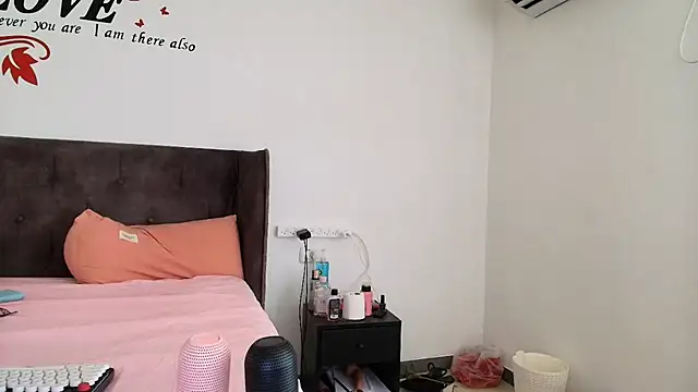 YasminQueen001 webcam