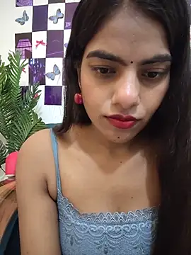 Alisha_Babyy webcam
