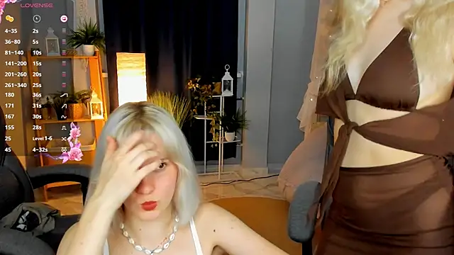 MaoqiBeverly live cam on StripChat