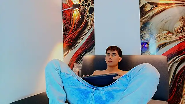 RAPHAEL_NYON1 webcam