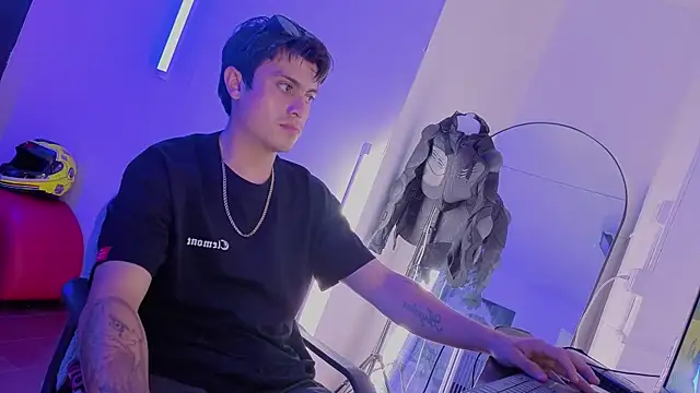 angel_still_ webcam