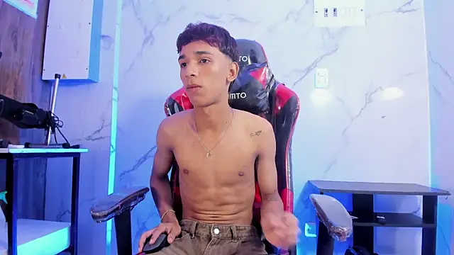 Joseph18_ webcam