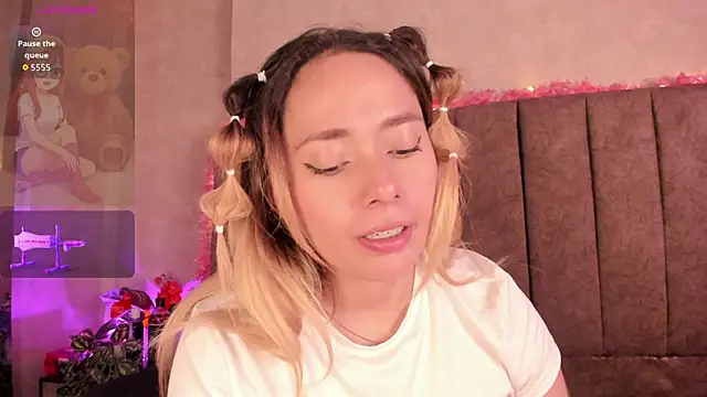 LanaMills_ webcam