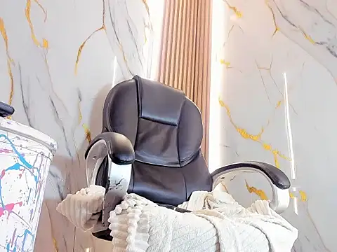 Marian_Cristal webcam