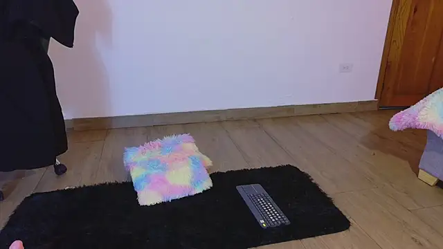alanis_22 webcam