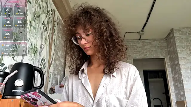 CurlyWinx webcam