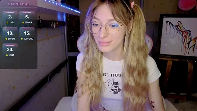 MiaMooonn webcam