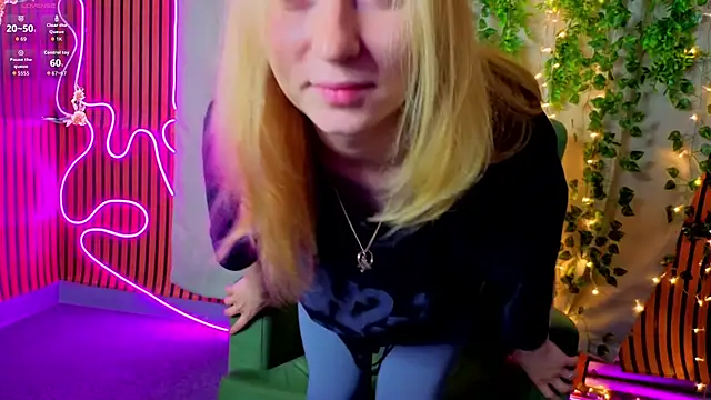 RosalieHandley webcam
