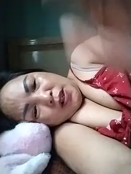 Naaya8109 webcam