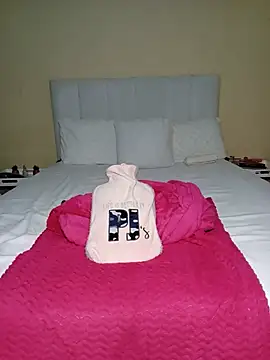 BabySweetDee webcam
