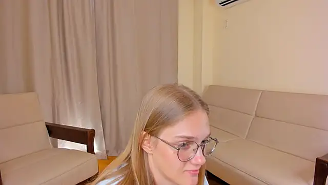 FemMantis webcam