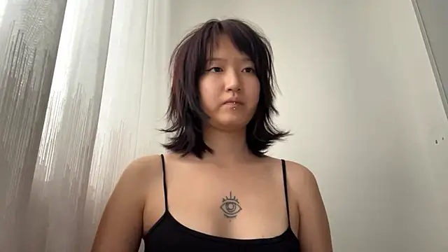 neonami live cam on StripChat