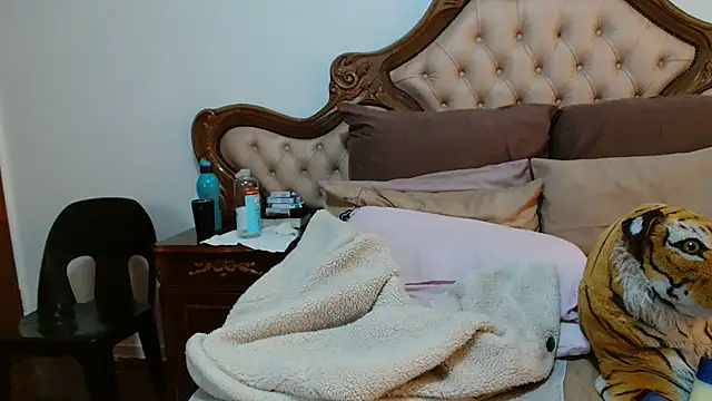 Hotcougar