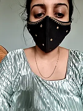 tamil_shalini - Tamil_shalini's free webcam - UK Sex Cams