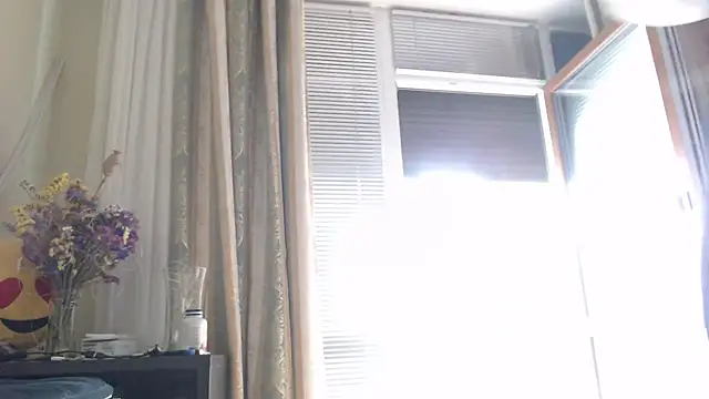 amorelara webcam