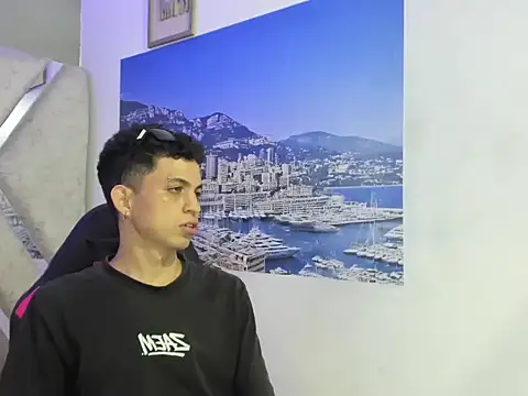 cameron_lux77 webcam