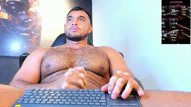 Big_furry_bear13 webcam