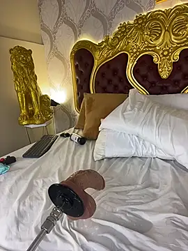 KendralHolson webcam