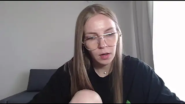 HitGyrl webcam